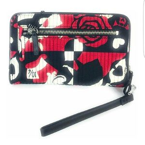 Vera Bradley Bags - Vera Bradley Alice in Wonderland Wallet Vera Bradley Bags - Vera Bradley Alice in Wonderland Wallet